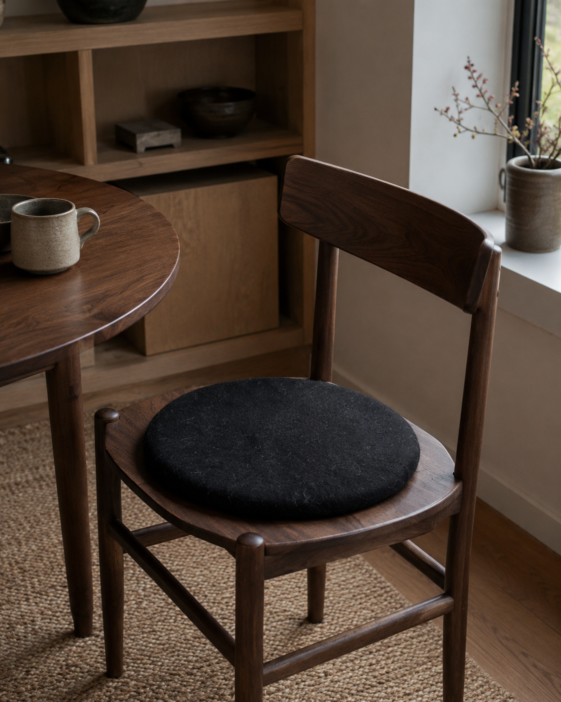 New Zealand Wool Tush Cush Seat Pad ( Black)
